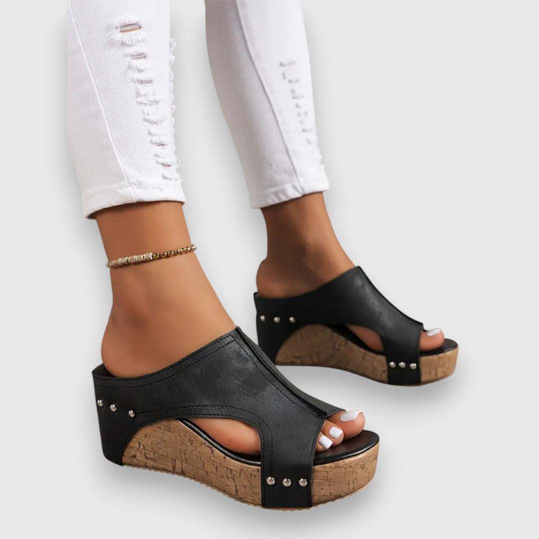 Vicky – Wedge Sandals