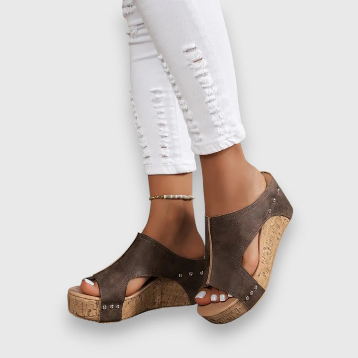 Vicky – Wedge Sandals