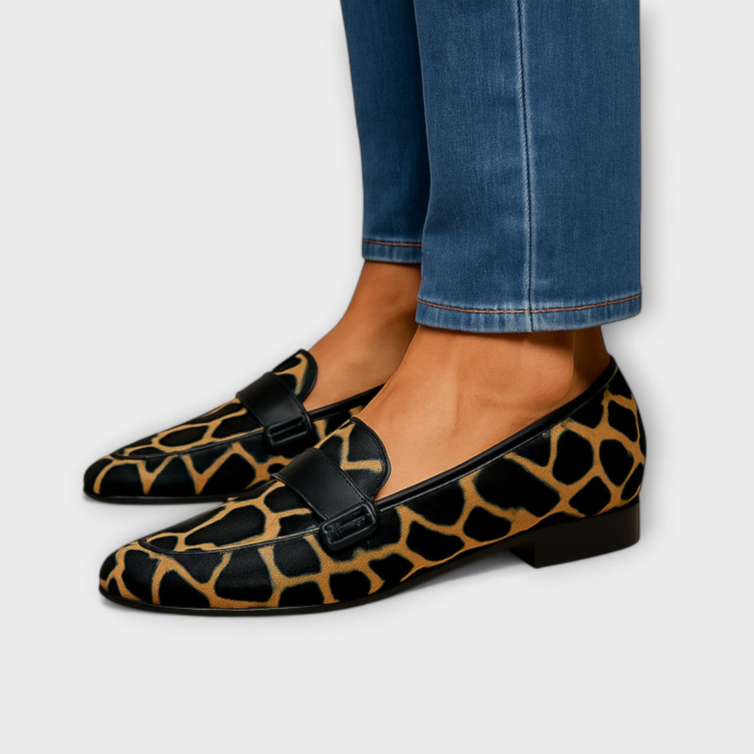 Wale - Elegant Leopard Print Moccasins for an Exceptional Style