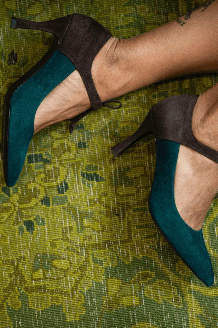 LUCREZIA | ANKLE STRAP PUMP