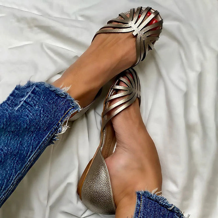 LIA Cut-Out Ballerinas with Open Toe - Elegant and Fashionable Shoes