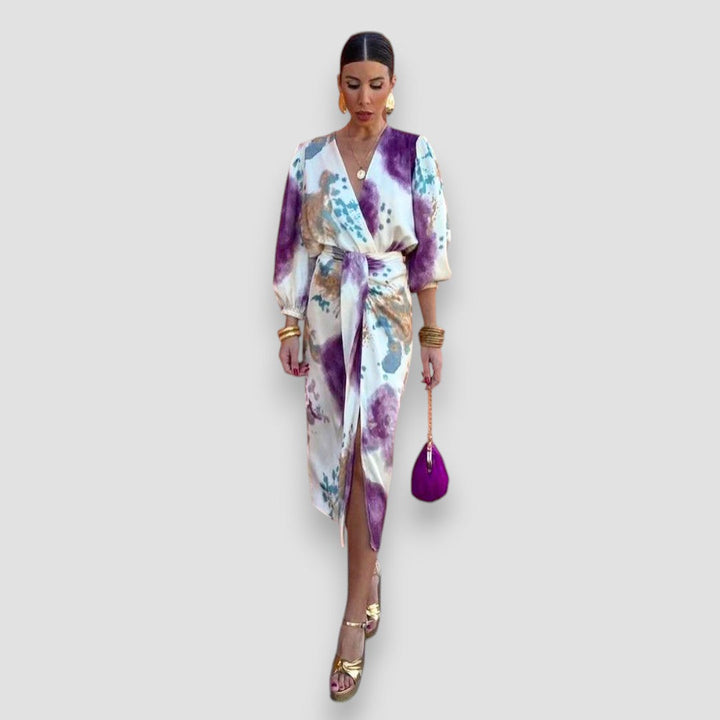 Larissa | Elegant Dress with V-Neck