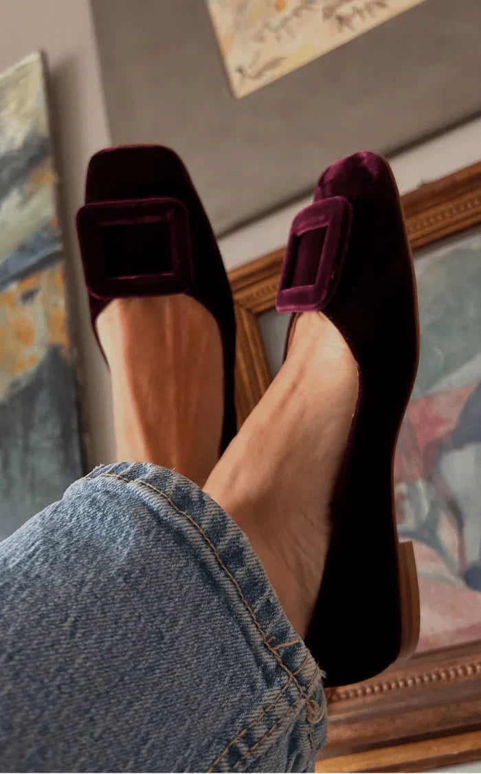 Noë™ | Suede Moccasins with Design